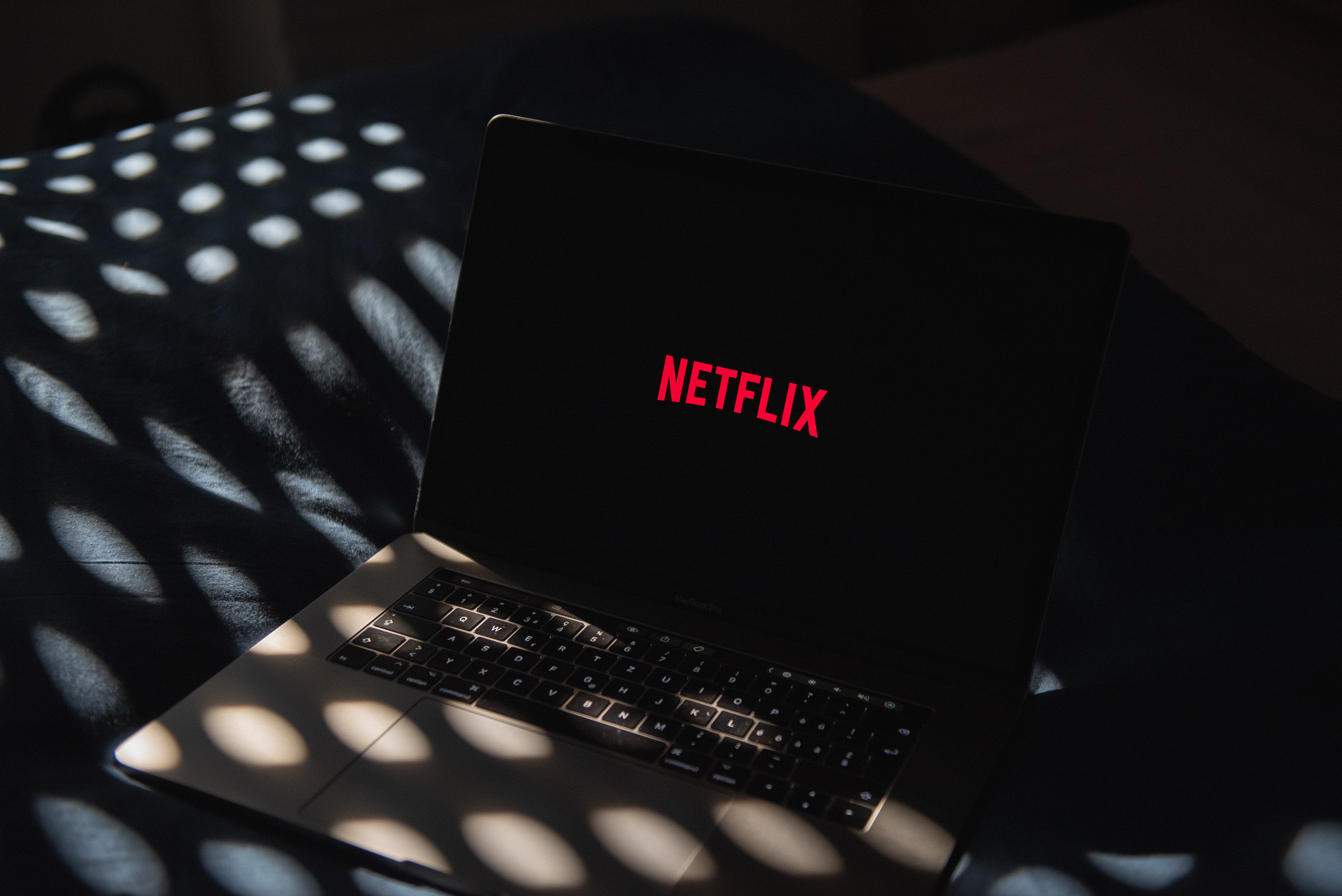 ZNATE LI ZA OVAJ TRIK NA NETFLIKSU? Gledatelji kažu da im je život promijenilo otkriće koda 9875