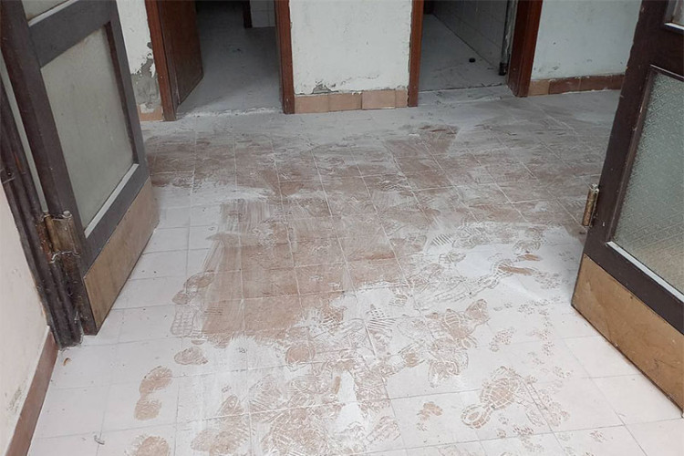 Provalnici protivpožarnim aparatom poprskali prostorije Mjesne zajednice Prijakovci (FOTO)