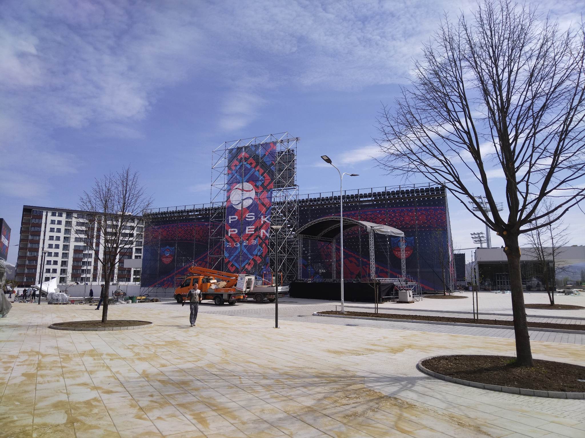 ZAJEDNIČKIM SNAGAMA DA ODUVAMO OBLAKE Ukoliko bude kiše, nema plana "B"