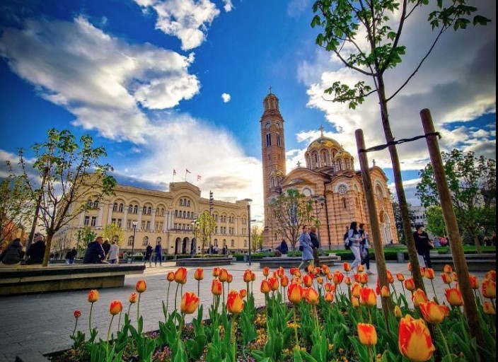 UŽIVAJTE NA SUNCU! Danas toplo vrijeme uz umjerenu oblačnost