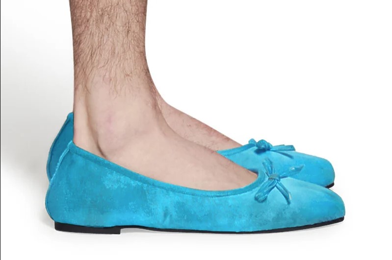 MODEL "LEOPOLD" Balenciaga predstavila baletanke za muškarce