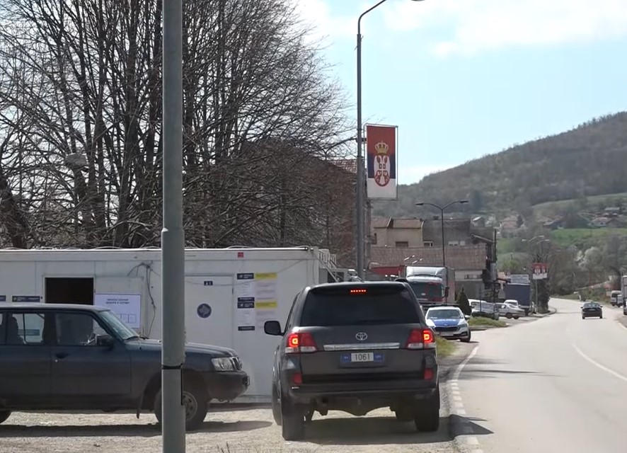 ZATVORENA BIRALIŠTA NA SJEVERU KiM Samo 13 Srba izašlo na izbore