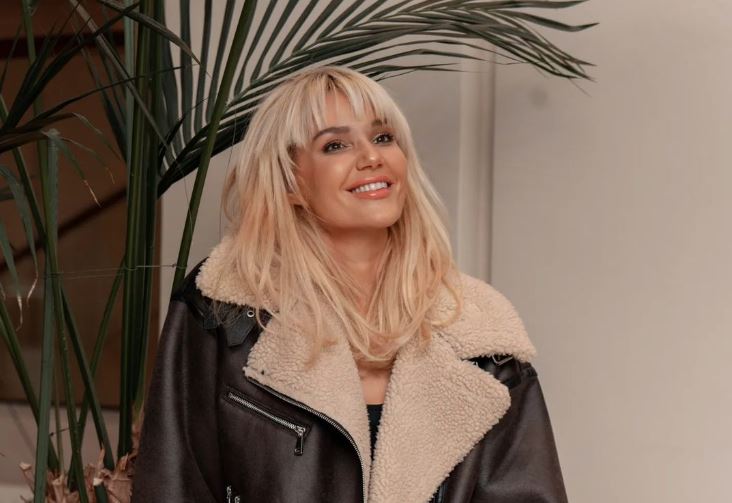 Lena Kovačević objavila novi album "Cafe" u CD i LP formatu