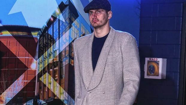 OVAJ ČOVJEK JE NEVJEROVATAN Jokić ponovo briljirao, sada u drugačijoj ulozi (VIDEO)