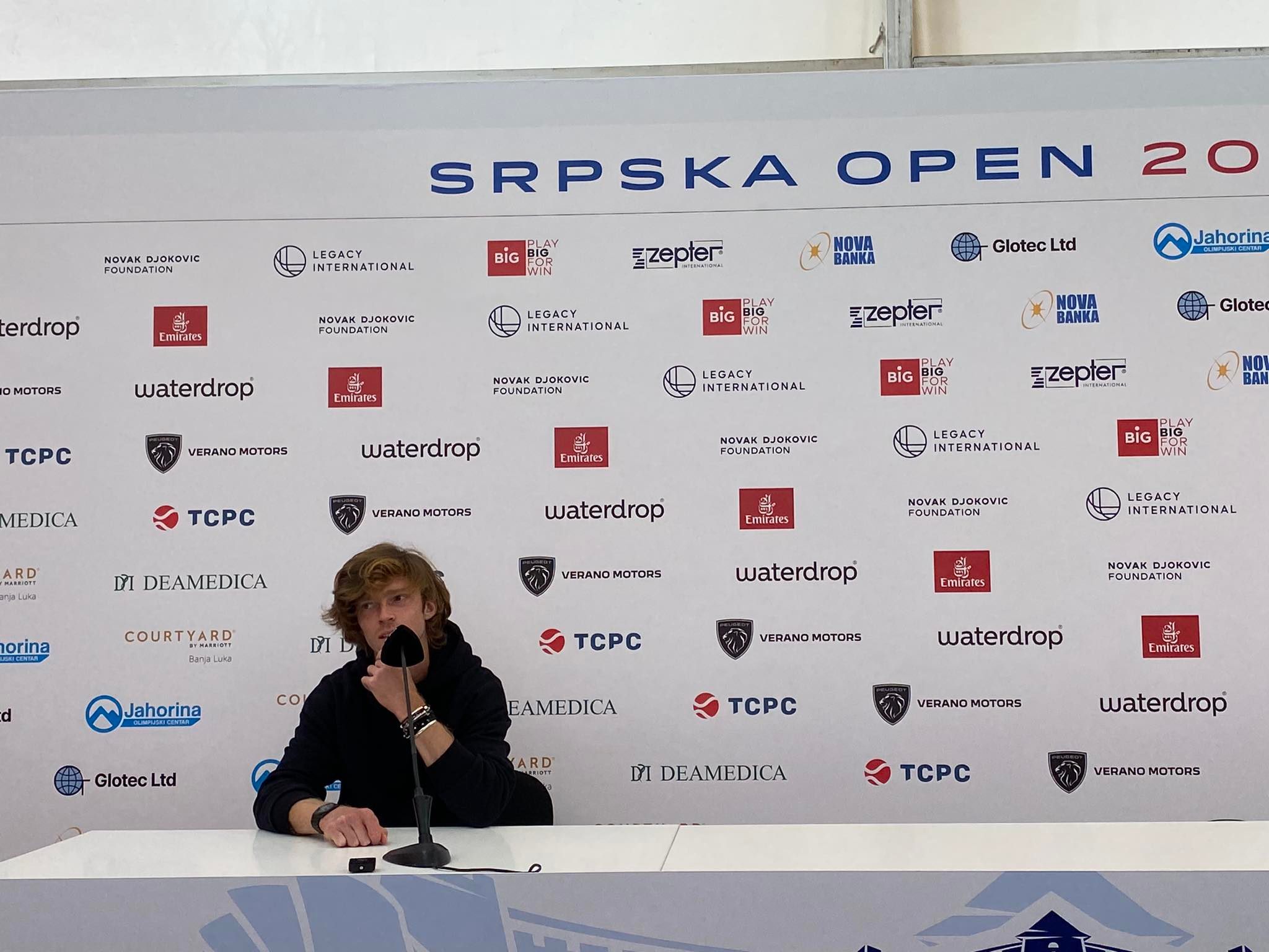 "MANJE LJUDI ME ZNA U MONTE KARLU NEGO OVDJE" Rubljov nasmijao sve na konferenciji, a onda otkrio da želi pobjedu na Srpska openu