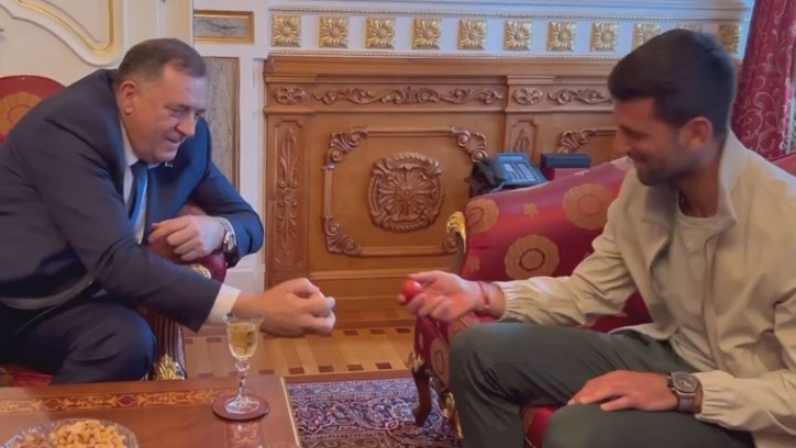 ĐOKOVIĆ "RAZBIO" DODIKA Najbolji teniser svijeta u "okršaju" sa predsjednikom Srpske! Vaskršnji duel oduševio gledaoce (VIDEO)