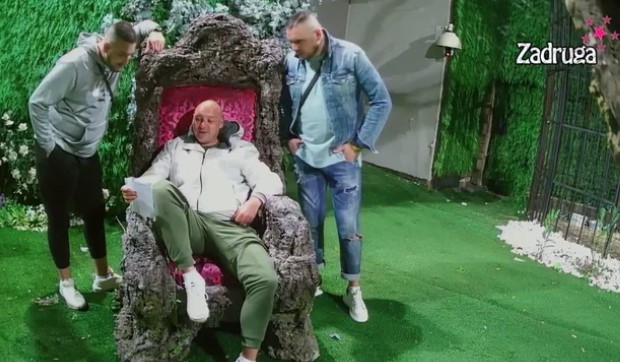 Zola premijerno predstavio pjesmu posvećenu Miljani Kulić, Boki glasom slavuja doprinio samom performansu! (VIDEO)