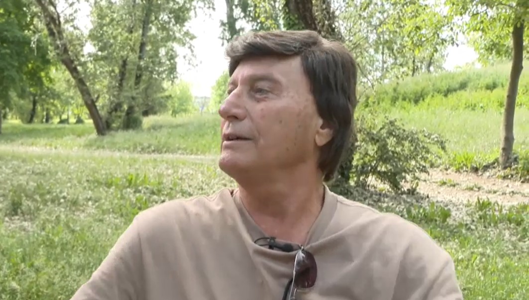 Poznati pjevač krio 5 mjeseci da mu je supruga preminula