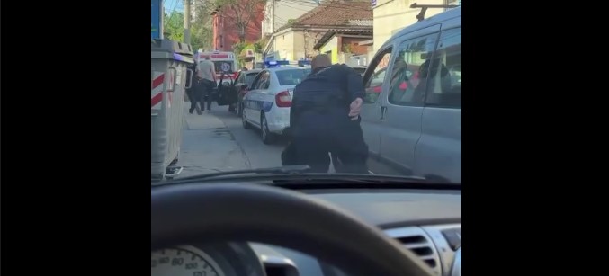 DRAMA U BEOGRADU Pretukli ekipu Hitne pomoći zbog dijagnoze (VIDEO)
