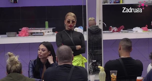 REŠETA, NE PITA! Miljana izvela još jedan od svojih ''performansa'', dok je Žana bez dlake na jeziku dala svoj sud o Zvezdanu i Maji (VIDEO)