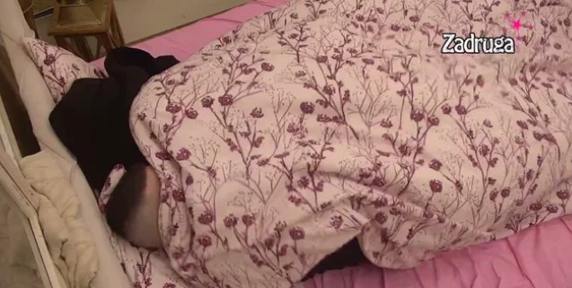 (VIDEO 18+) UMALO POTOPILI RAJSKO OSTRVO! Miljana i Zola urlicima i žestokom vrelom akcijom zatresli sve! Ovo još nije viđeno!