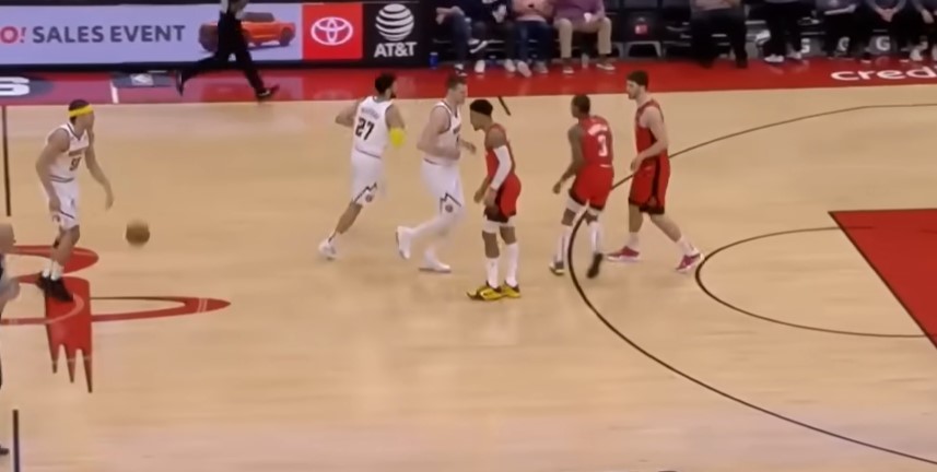 VRATIO SE! Hjuston pokazao zube Denveru, Jokić ubacio 14 poena
