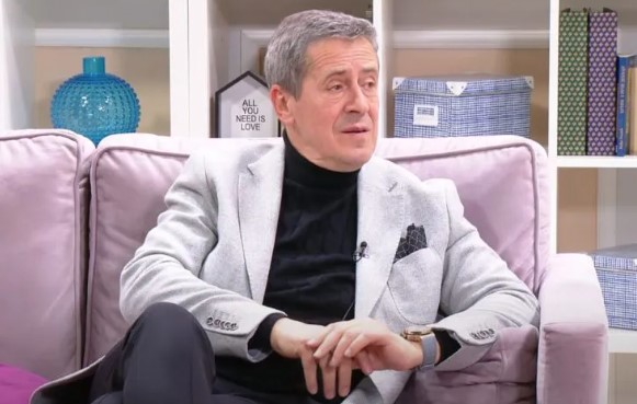 Enes Begović sa knedlom u grlu progovorio o bolnim gubicima: Pjevao sam i plakao