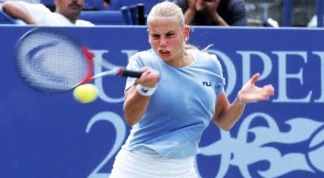 TUŽNA I BOLNA USPOMENA Jelena Dokić objavila jezivu fotku poslije brutalnih batina