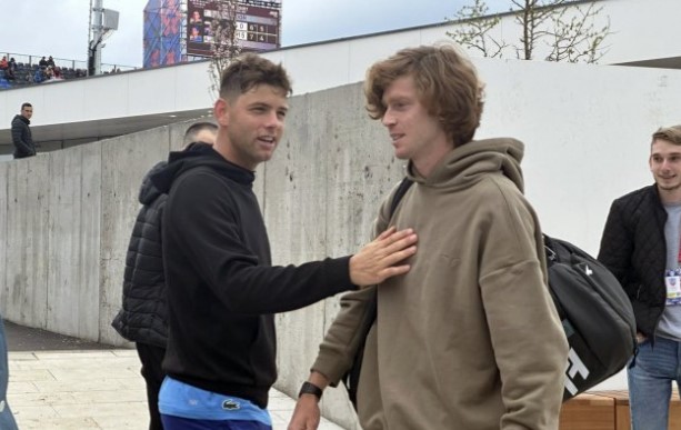 SUSRET VELIKANA Rubljov i Krajinović zajedno u teniskom kompleksu (FOTO)