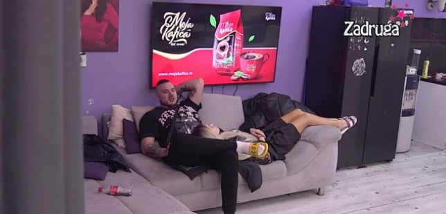 "SKOČI-MIŠ, SAMO GA POTPALJUJE" Aleks nije štedila riječi za Maju, opljuvala je kao nikad, a Car dosolio: Smetlarka, moja najveća greška! (VIDEO)