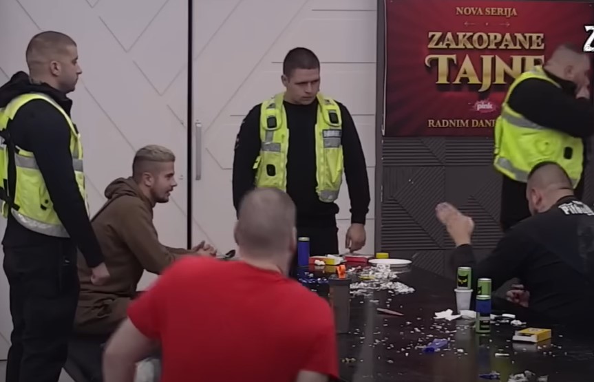 NAPRAVIĆU ĆEVAPE OD TEBE! Žestok sukob Bilala i Cara: Izrečene teške uvrede (VIDEO)