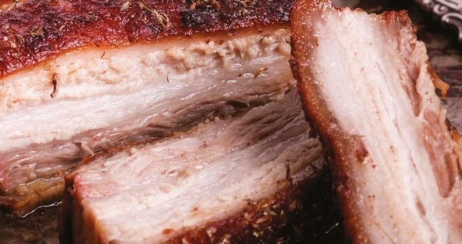 PRIJEDLOG ZA DANAŠNJI RUČAK Carsko meso u marinadi