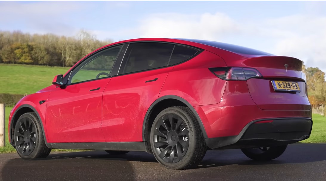 "POSTALI SU RASIJANI" Tesla na udaru konkurencije