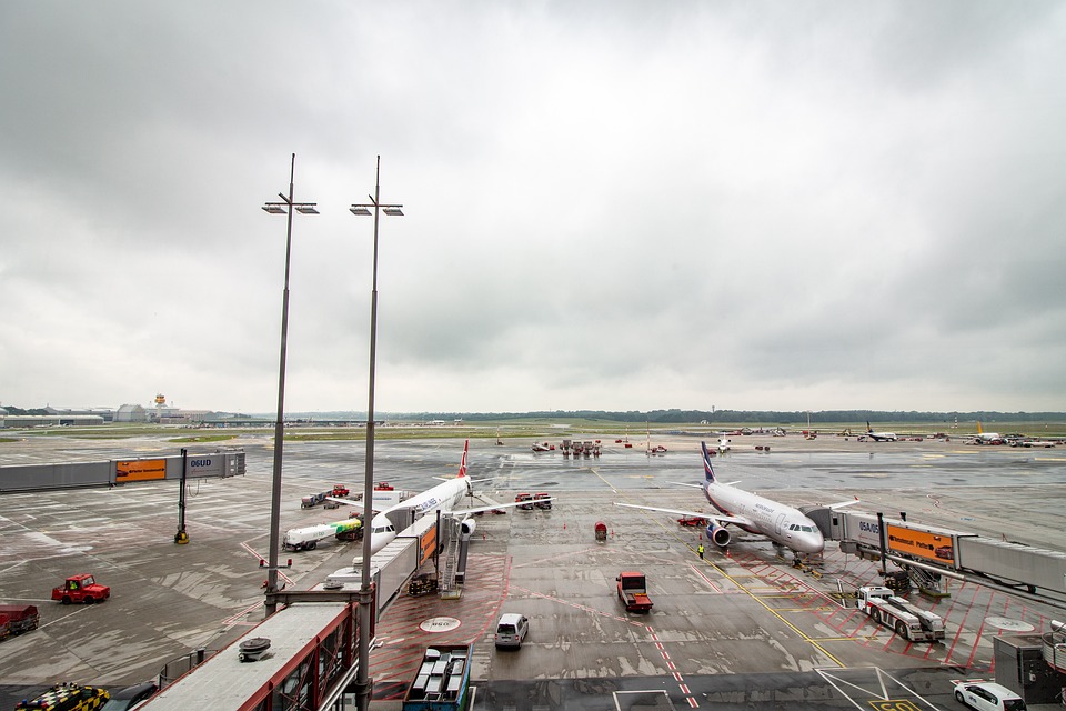 "BILI SMO UMORNI, GLADNI I ŽEDNI" Putnica iz aviona opisala talačku krizu na aerodromu u Hamburgu