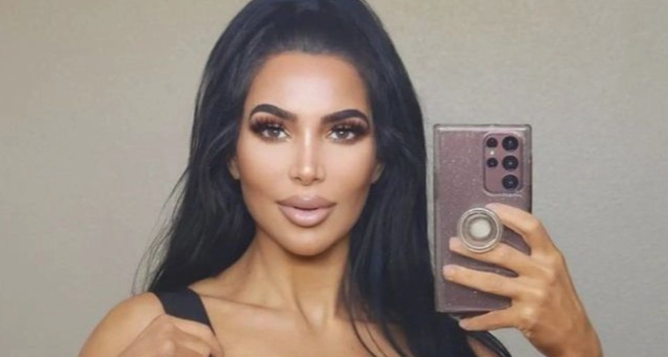 Najpoznatija dvojnica Kim Kardašijan preminula nakon plastične operacije (FOTO)