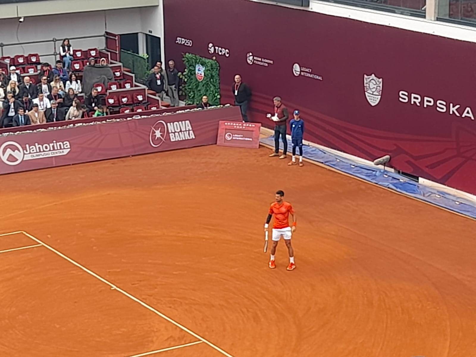 NOVAK SE RAZBJESNIO Loptica pogodila mrežu, a onda je uslijedila reakcija Đokovića: Vrisak!