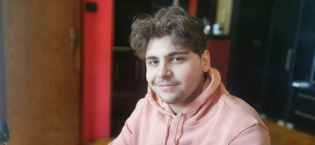 IBRAHIM (19) TREBA NAŠU POMOĆ Mladić iz Sarajeva u životnoj opasnosti