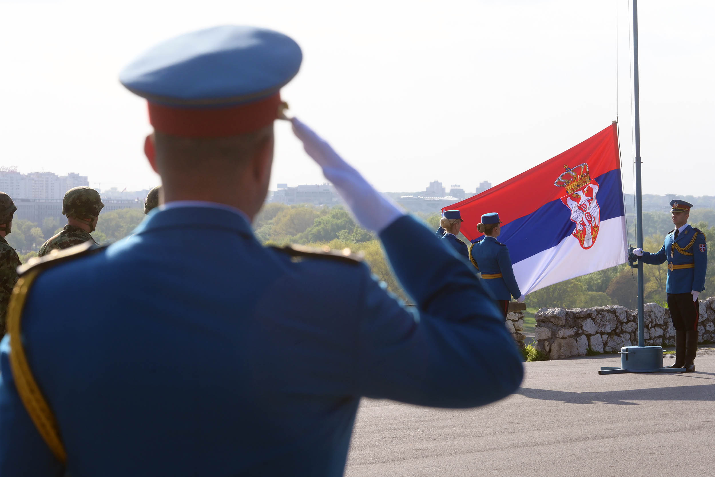 Predsjednik Dodik i zvaničnici RS na paradi Vojske Srbije u Beogradu