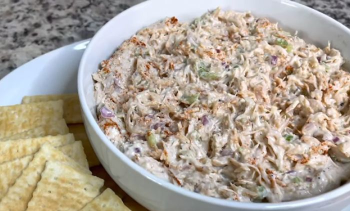 Možete služiti i kao predjelo ili kao glavno jelo: Pileća obrok salata idealna ako nemate puno vremena za pripremu 