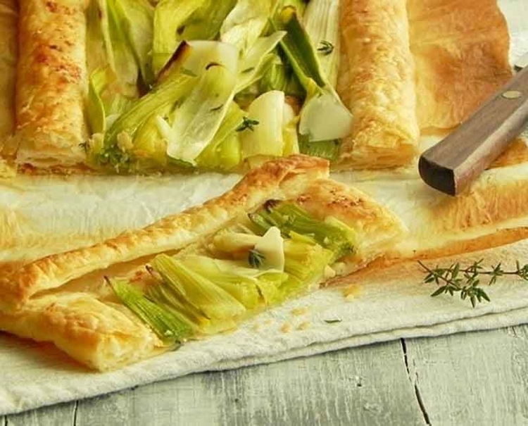 BRZO I VEOMA UKUSNO Lisnata pita s prazilukom