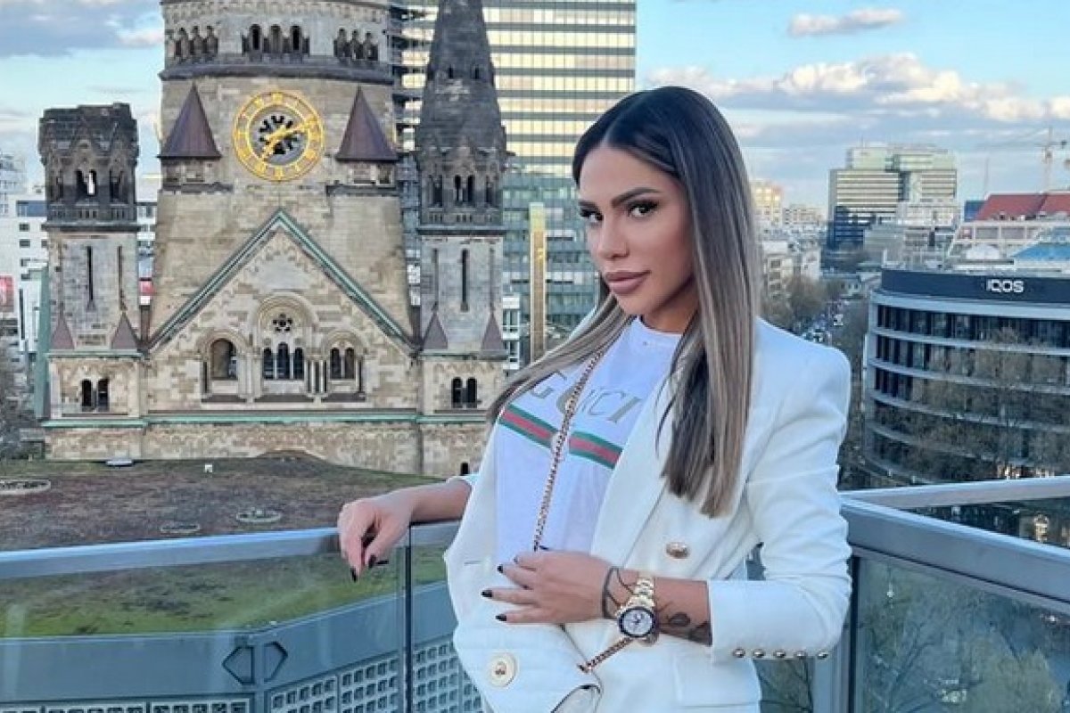 NIJE BILA ZADOVOLJNA IZGLEDOM Sandra Afrika povećala grudi četvrti put