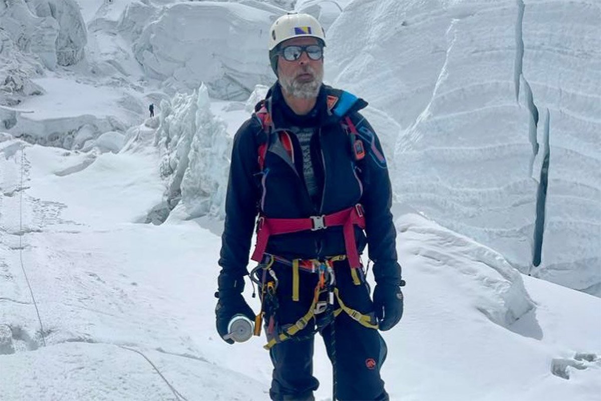 ALPINISTA IZ BiH NA KROVU SVIJETA Tomislav Cvitanušić se popeo na Mont Everest (FOTO)