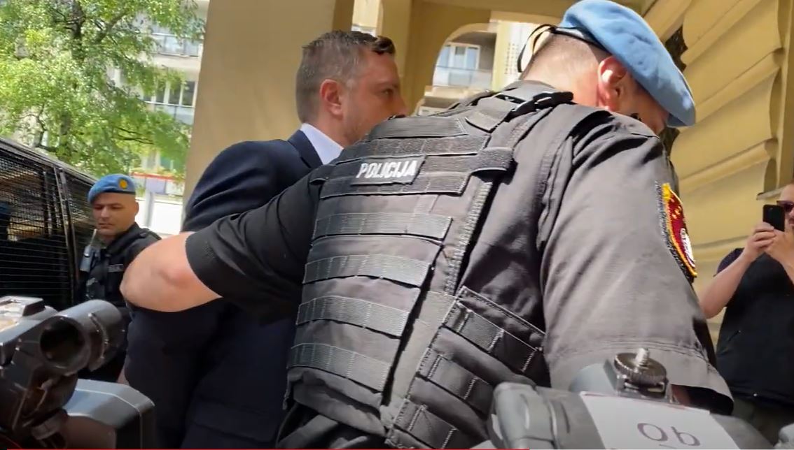 U SKLOPU AKCIJE "VIZIONAR" Abdulah Skaka predat u nadležnost Tužilaštva KS (VIDEO)