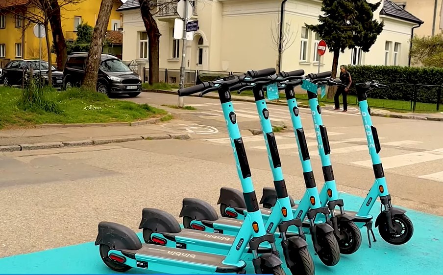 Kakva sudbina čeka električne trotinete: Poslanici traže dopunu Zakona o osnovama bezbjednosti saobraćaja na putevima u BiH