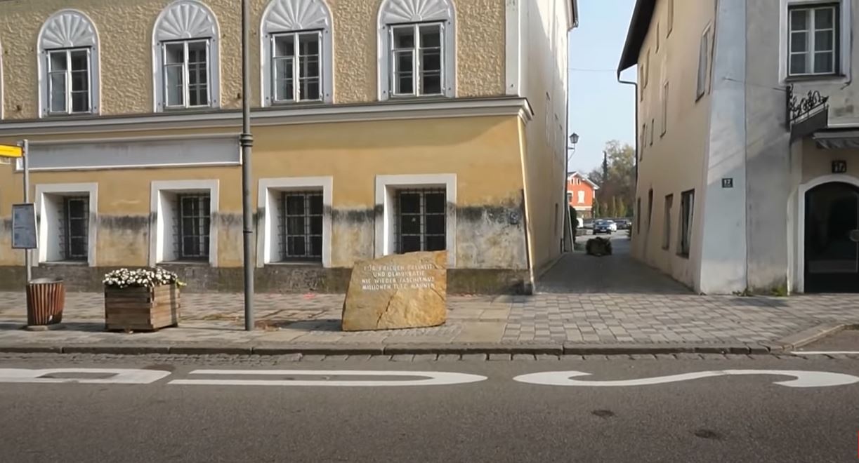BROJNE POLEMIKE: U Hitlerovoj rodnoj kući policajci će imati obuku o ljudskim pravima