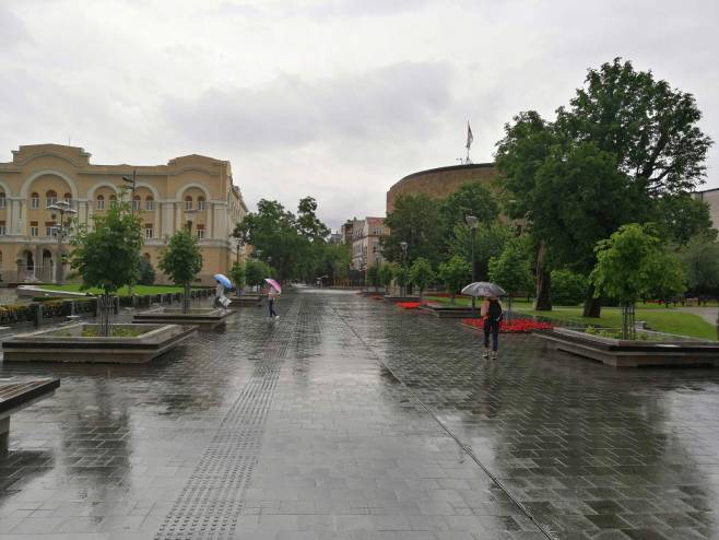 METEOROLOZI NEMAJU DOBRE VIJESTI U četvrtak oblačno i hladnije, povremeno sa kišom