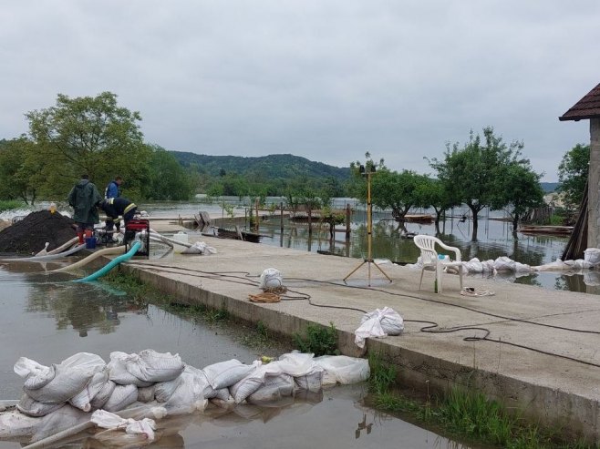 U Kostajnici slijedi isušivanje i dezinfekcija poplavljenih objekata