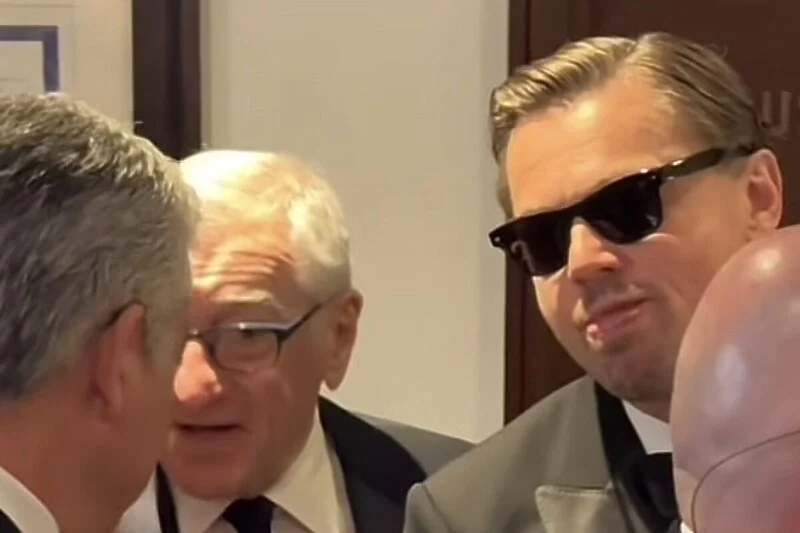 "SNIJEG U MAJU" Snimak Leonarda DiKaprija pokrenuo "lavinu" komentara, čudne grimase i naočare za sunce (VIDEO)