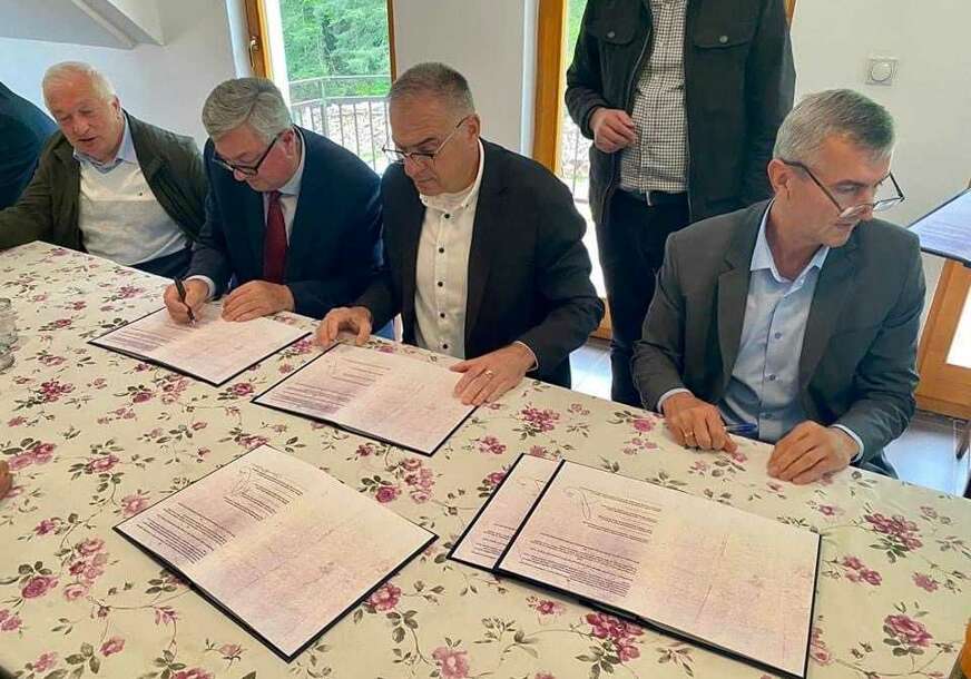 SKRAĆIVANJE PUTA ZA 131 KILOMETAR Pokrenuta inicijativa za povezivanje Banjaluke i Istočnog Sarajeva preko Zenice (FOTO)