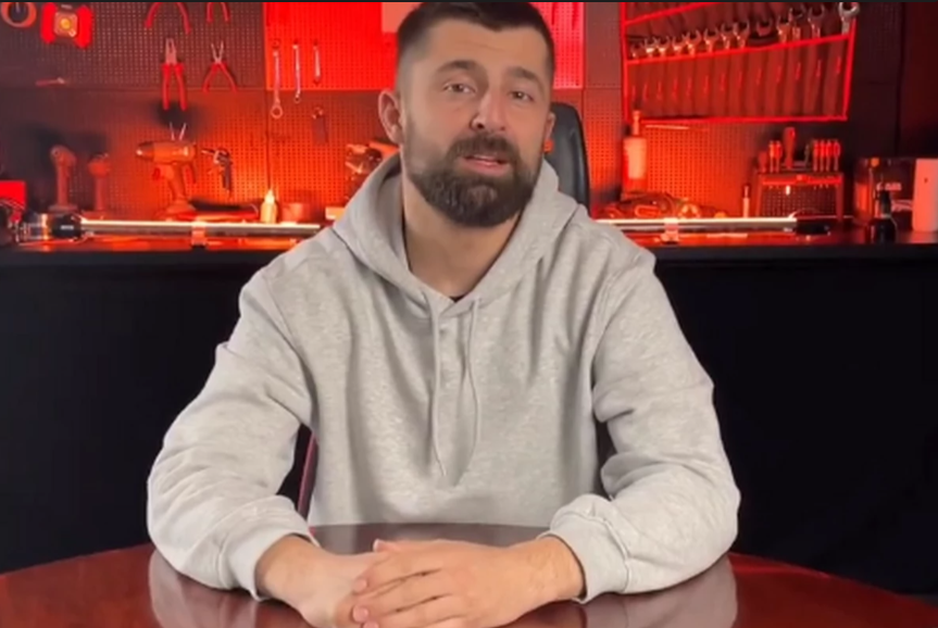 Jutjuber Mirko Rašić (33) nađen mrtav u hali u Surčinu: Izvršio samoubistvo vješanjem