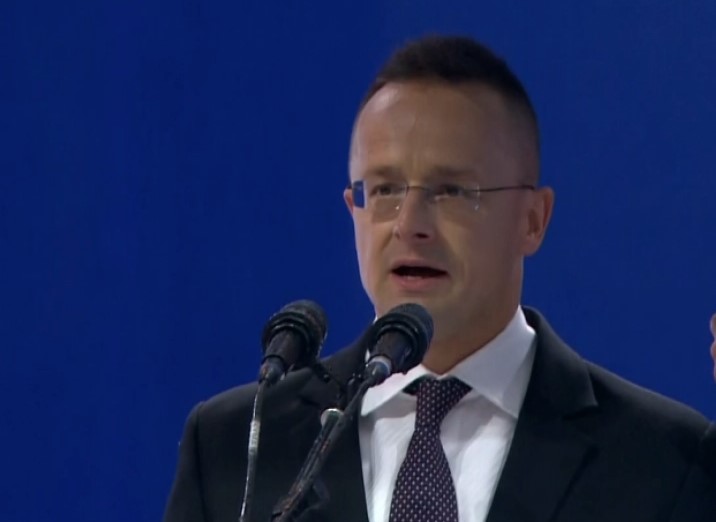 SIJARTO SE NA SKUPU "SRBIJA NADE" OBRATIO NA SRPSKOM! "Smatramo vas bratskim narodom, za to je zaslužan Vučić"