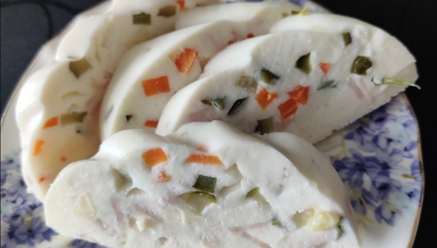 ZANIMLJIV DODATAK TRPEZI Slani puding od jogurta i želatina