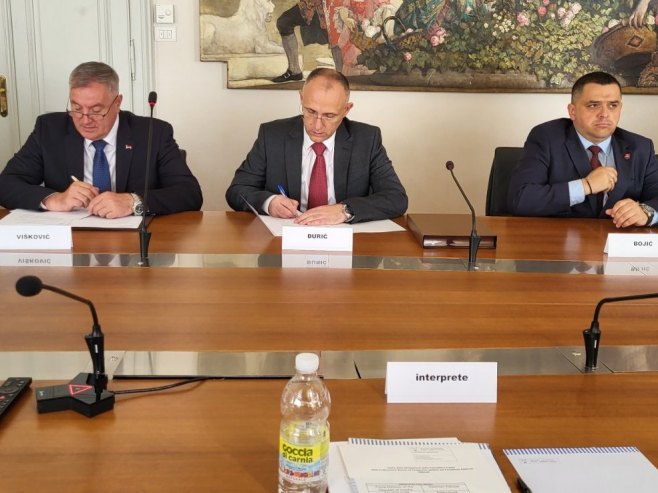 VIŠKOVIĆ U ITALIJI: Sastanak u Trstu sa Fedrigom (FOTO)