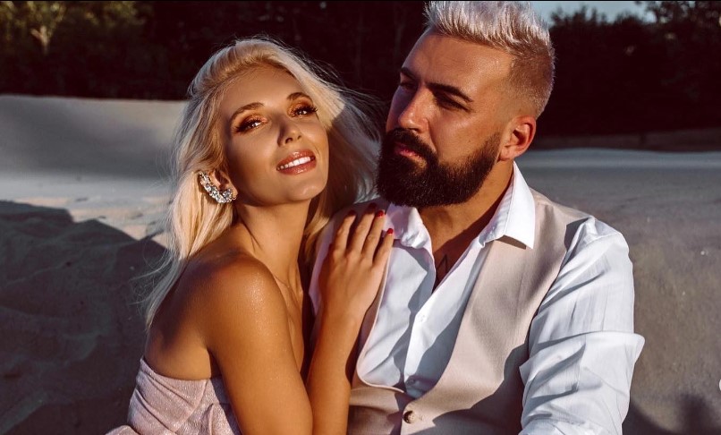 IZGLEDAJU PRELIJEPO SKUPA Saša Kapor i Nikolina Kovač proslavljaju 10 godina braka (FOTO)