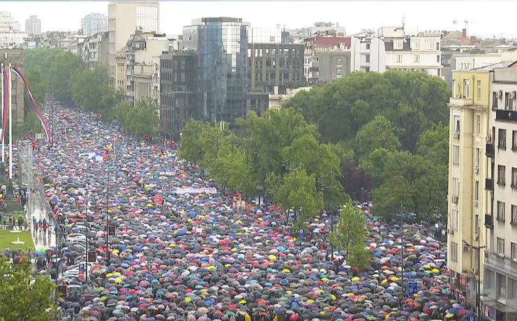GRAĐANI IZNIJELI ZAHTJEVE Završen protest "Srbija protiv nasilja"
