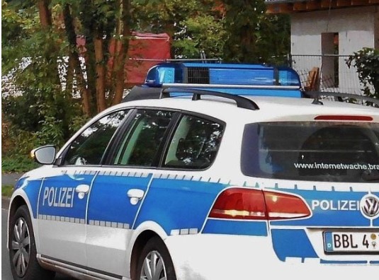 UŽAS U NJEMAČKOJ: Seksualno napao turistkinju, pa nju i prijateljicu bacio u provaliju