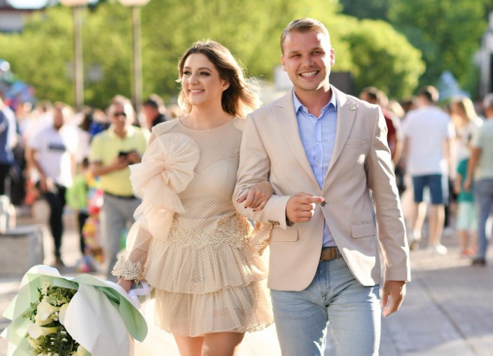 Grad izdvojio 200.000 KM: Stanivuković pozvao maturante da se prijave u Domu omladine za isplatu novca