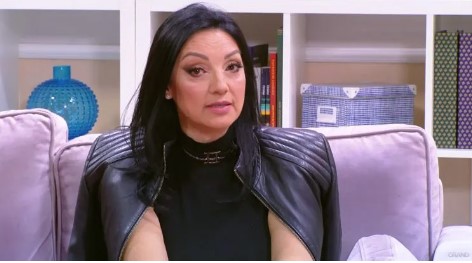 "IZVADIO JE HRPU PARA, HTIO DA IH STAVI U MOJA NJEDRA" Pjevačica napustila nastup: Ne ide se do kraja po svaku cijenu