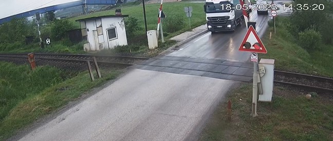 NEMA KRAJA NEODGOVORNOM PONAŠANJU Video  iz Stanara prikazuje svu bahatost vozača