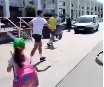 NAJBOLJI SRPSKI TENISER JOŠ JEDNOM POKAZAO KAKVA JE VELIČINA! Nole posebno oduševio jednu djevojčicu, njegov potez pamtiće cijelog života (VIDEO)